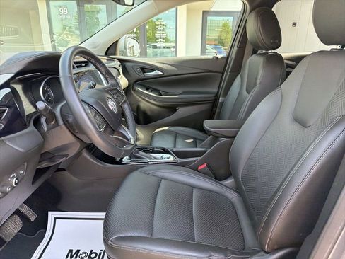 Used 2022 Buick Encore GX Essence w/ Experience Buick Package AWD/4WD image 29
