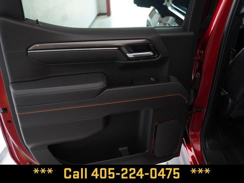 Used 2025 GMC Sierra 1500 AT4 w/ AT4 Premium Package AWD/4WD image 32