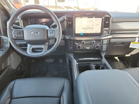 New 2026 Ford F250 Lariat w/ Chrome Package image 9