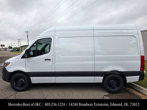 New 2026 Mercedes-Benz Sprinter 2500 image 2