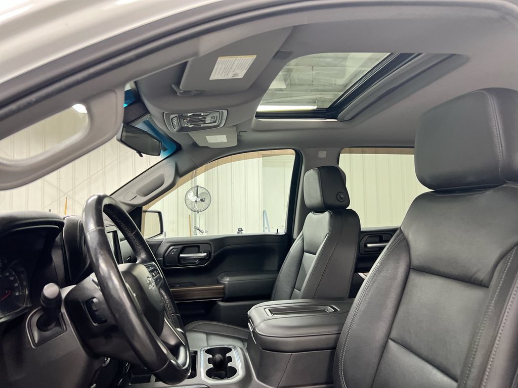 Used 2019 Chevrolet Silverado 1500 RST AWD/4WD image 19