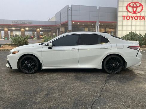 Used 2023 Toyota Camry XSE image 8