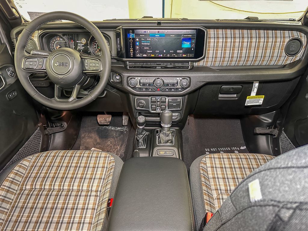 New 2026 Jeep Gladiator Sport AWD/4WD image 22