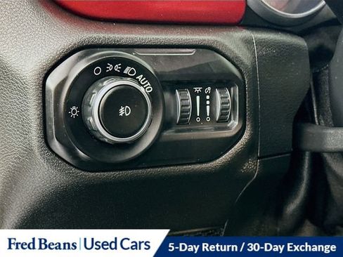 Used 2020 Jeep Wrangler Rubicon w/ Steel Bumper Group image 11