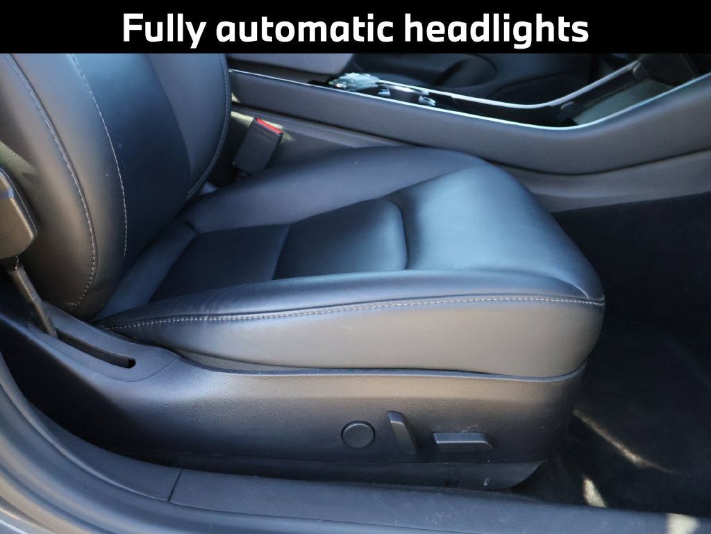 Used 2018 Tesla Model 3 RWD image 10