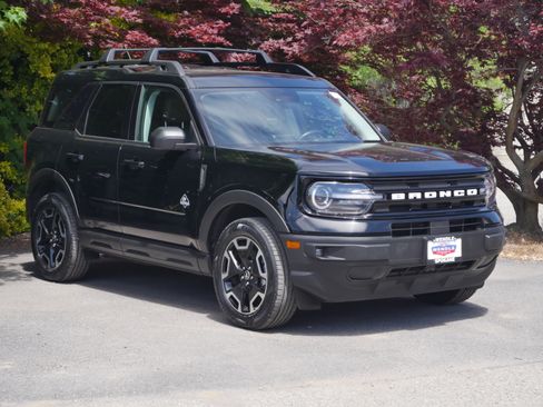 Certified 2023 Ford Bronco Sport Outer Banks w/ Tech Package AWD/4WD image 30