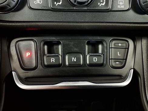 Used 2020 GMC Terrain SLT w/ Preferred Package FWD image 21