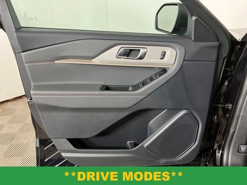 New 2026 Ford Explorer Active image 22