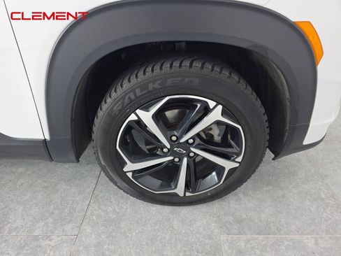 Used 2023 Chevrolet TrailBlazer RS w/ Convenience Package image 32