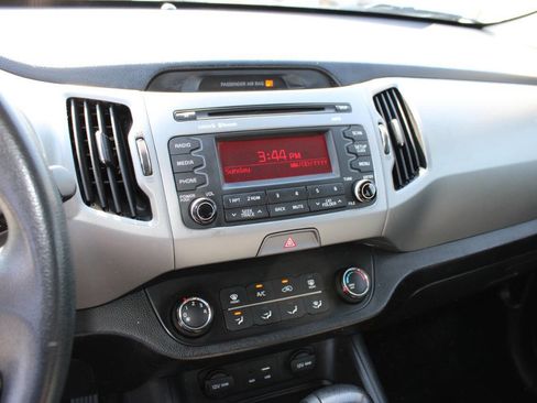 Used 2016 Kia Sportage LX image 15