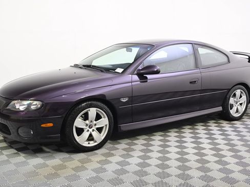 Used 2004 Pontiac GTO RWD image 2