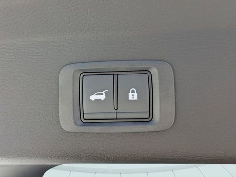 New 2026 Mitsubishi Outlander SEL FWD image 14