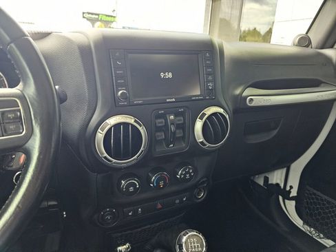 Used 2012 Jeep Wrangler Unlimited Sahara w/ Dual Top Group image 32