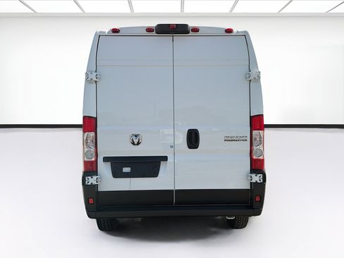 Used 2023 RAM ProMaster 2500 FWD image 5