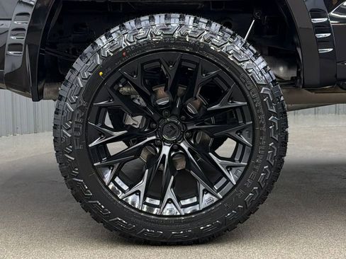 Used 2024 Ford F150 Lariat AWD/4WD image 11