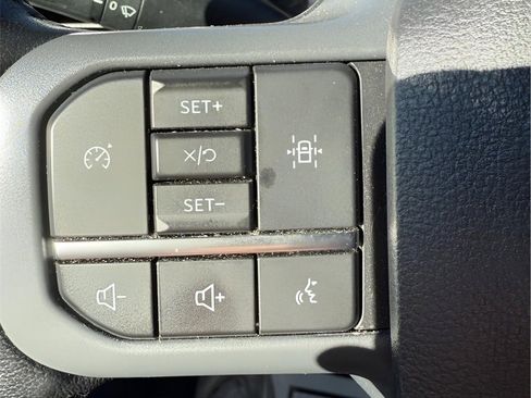 Certified 2022 Ford F150 XLT w/ Equipment Group 302A High image 22