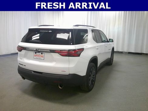 Used 2023 Chevrolet Traverse RS image 4