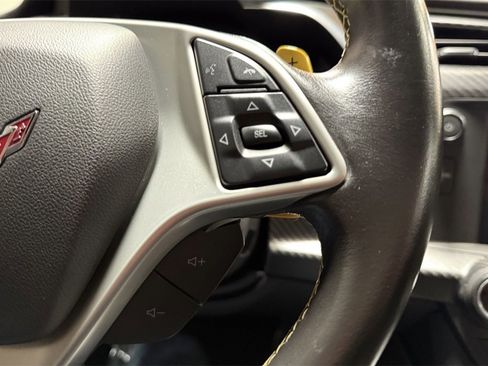 Used 2018 Chevrolet Corvette Stingray Convertible image 22