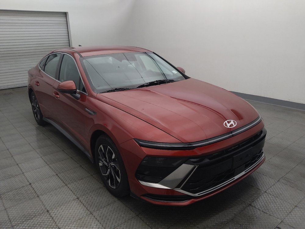 Used 2025 Hyundai Sonata SEL FWD image 13