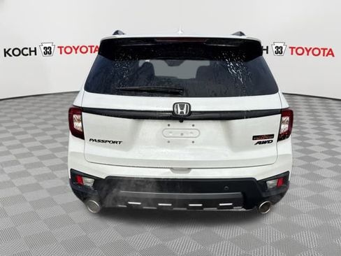 Used 2022 Honda Passport TrailSport image 6