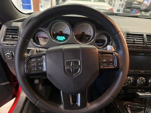 Used 2014 Dodge Challenger R/T image 12