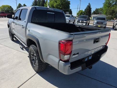 Used 2021 Toyota Tacoma SR5 w/ Trail Edition AWD/4WD image 7