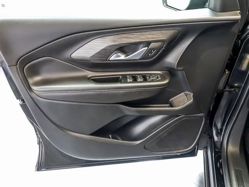 Certified 2022 GMC Terrain SLE w/ Driver Convenience Package image 25