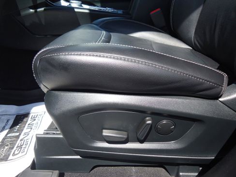 Used 2023 Ford Explorer ST w/ Equipment Group 401A AWD/4WD image 28