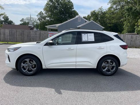 Used 2023 Ford Escape ST-Line w/ Tech Pack #1 FWD image 8