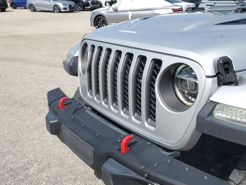 Used 2022 Jeep Gladiator Rubicon w/ LED Lighting Group AWD/4WD image 11