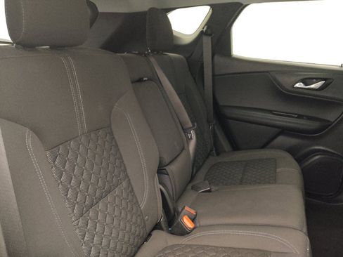 Used 2019 Chevrolet Blazer L FWD image 19