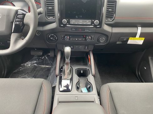 Used 2023 Nissan Frontier PRO-4X w/ Pro Convenience Package AWD/4WD image 12