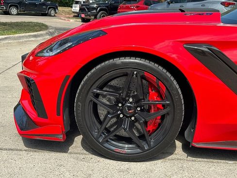 Used 2019 Chevrolet Corvette ZR1 RWD image 27