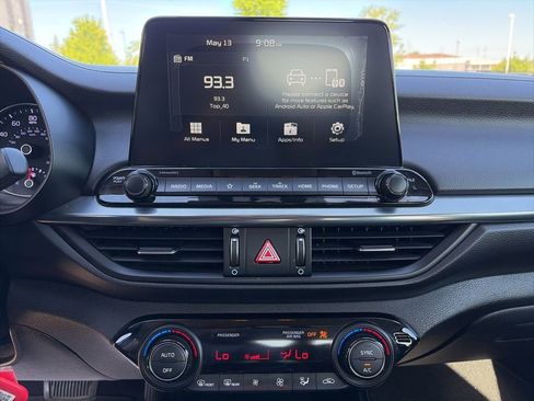 Used 2019 Kia Forte S FWD image 8