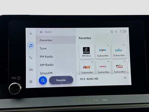 Used 2024 Toyota Prius LE image 11