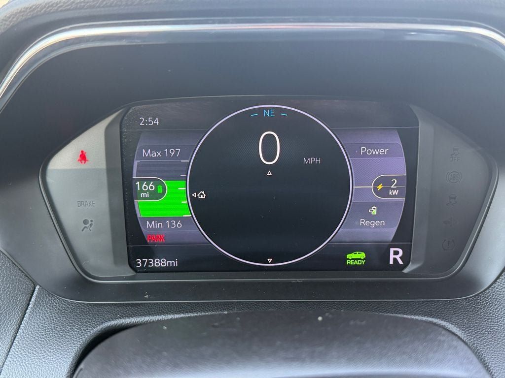 Used 2023 Chevrolet Bolt EUV LT w/ Convenience Package FWD image 14