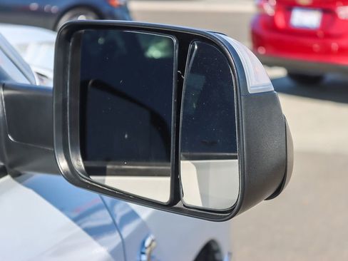 Used 2022 RAM 2500 Tradesman w/ Chrome Appearance Group image 14