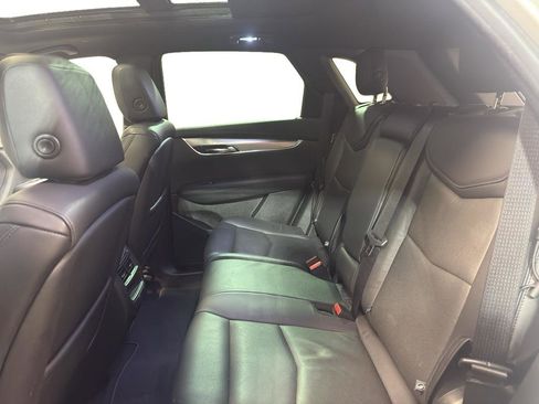 Used 2019 Cadillac XT5 Luxury w/ Sport Package image 15