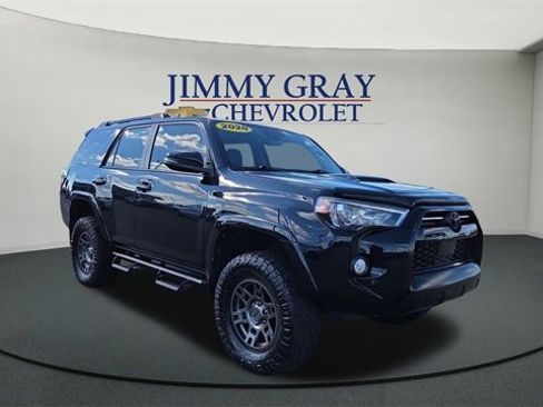 Used 2020 Toyota 4Runner Venture image 1