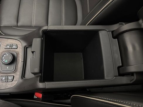 Used 2023 GMC Acadia Denali w/ Denali Ultimate Package image 57