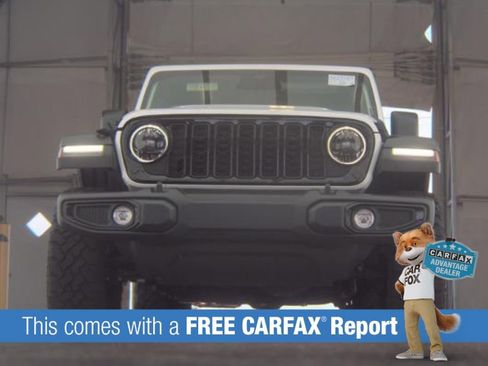 Used 2025 Jeep Wrangler Unlimited Sport AWD/4WD image 3