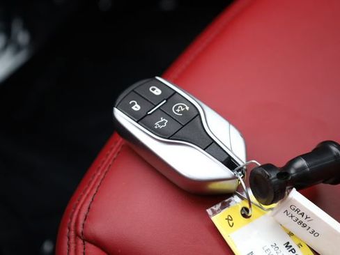 Used 2022 Maserati Levante Modena image 26