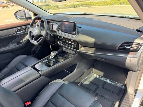 Used 2021 Nissan Rogue SL image 20