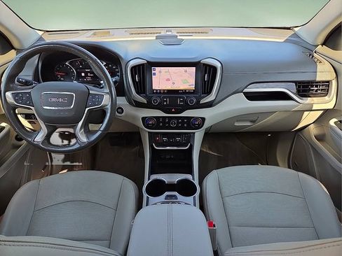 Used 2020 GMC Terrain Denali w/ Denali Premium Package FWD image 15