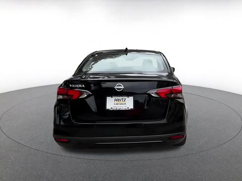 Used 2025 Nissan Versa SV image 12
