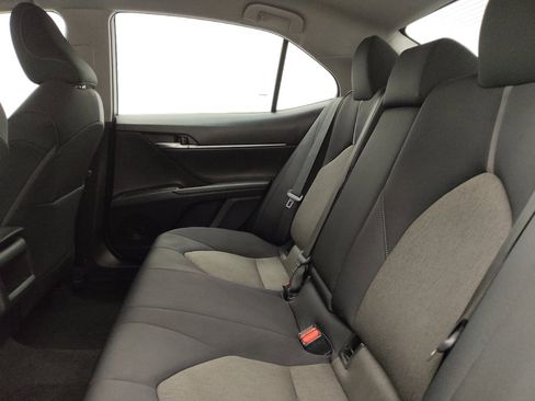 Used 2021 Toyota Camry LE FWD image 18