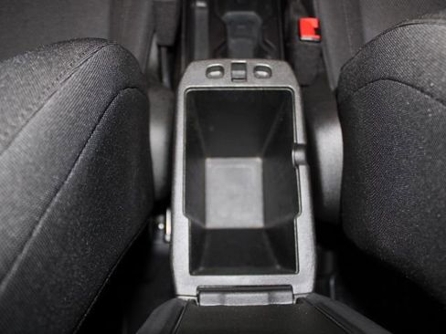 Used 2023 Jeep Renegade Latitude image 26