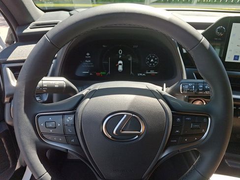 New 2026 Lexus UX 300h AWD image 12