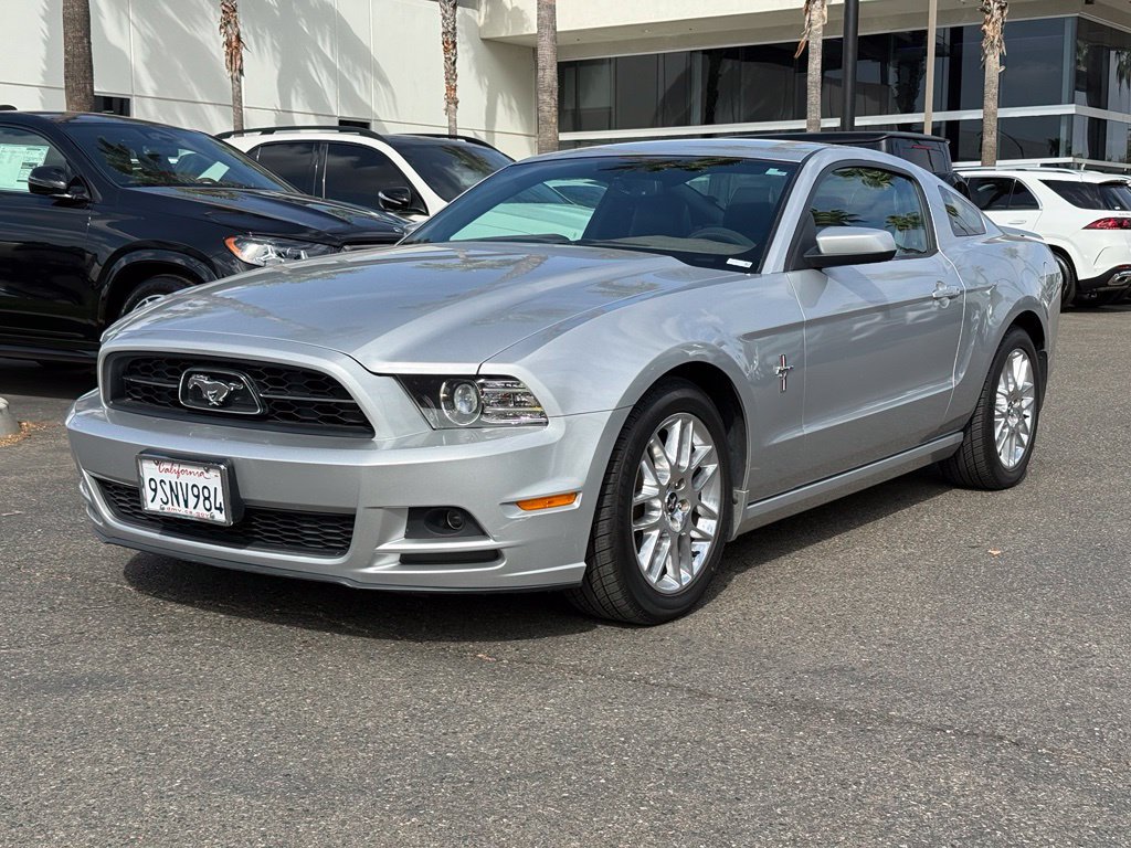 Used 2014 Ford Mustang Premium w/ Equipment Group 202A RWD image 9