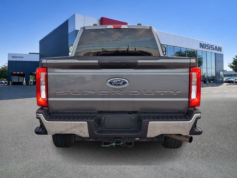 Used 2026 Ford F250 XLT AWD/4WD image 5